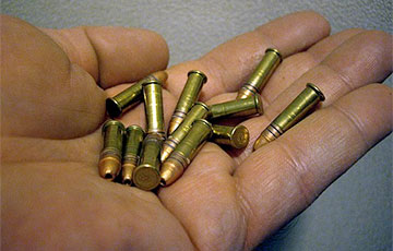 Беларус спрабаваў зайсці ў метро з патронам