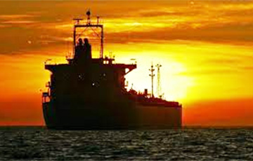 Іранскія вайскоўцы захапілі нафтавы танкер пад чужым сцягам