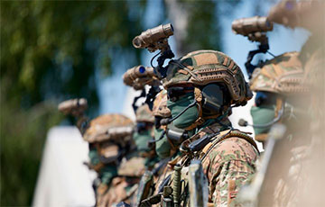 Ukrainian Special Forces Destroyed A Russian Grad Missile Ship With Kalibras