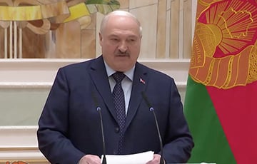 Видеофакт: Лукашенко охрип и еле разговаривает