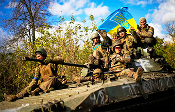 Ukrainian Forces Control Russian Supplies: Developments Around Bakhmut