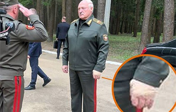 Эйсмонт показала Лукашенко с перебинтованной рукой