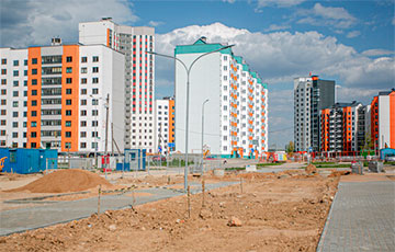 «Обещали, что будут безопасные дворы для детей, а получилось − наоборот»