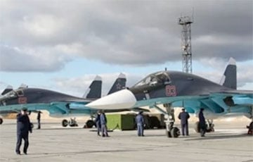 СМИ: Россияне сбили свой самолет над аэродромом возле Ростова
