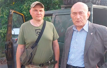 Зенон Позняк передал полку Калиновского новую боевую машину