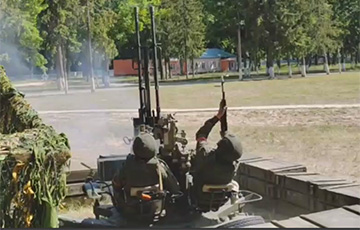 Белорусские военные «сбивали» дроны холостыми патронами