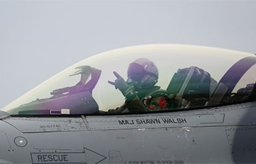 Першыя групы ўкраінскіх пілотаў ужо адправіліся на навучанне ў Брытанію