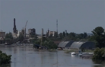 Flooded Kherson: Water Level In The City Has Risen By 2 Meters