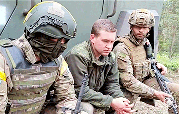 Russian Volunteers Carry Out ‘Educational Work’ With Prisoner From Belgorod Region