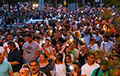 «Вучича вон!»: в Белграде массовые протесты после обещания досрочных выборов