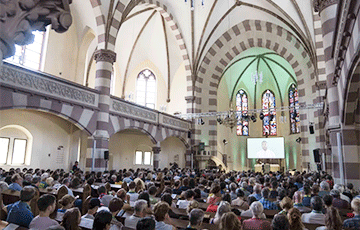 В Германии церковную службу впервые провел искусственный интеллект