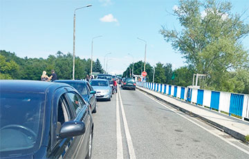 В электронную очередь на границе начнут регистрировать удаленно?