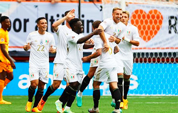 Каманды Італіі ды Нідэрландаў зладзілі галявую фэерыю ў матчы за 3-е месца Лігі нацый
