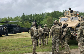 Польша закупит броневики для охраны границы с Беларусью