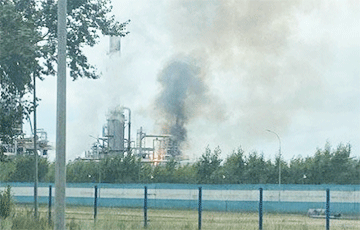 В России горит крупнейший нефтегазохимический завод «Сибур»