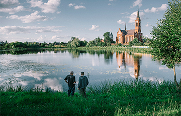 ‘We Swam Across The River, Found A Hole In The Fence And Realized That Lithuania Was There’