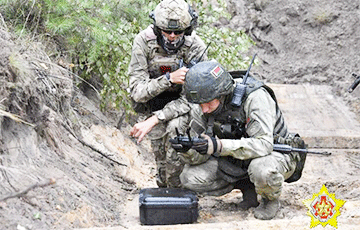 Wagnerites And Belarusian Paratroopers Came Near Polish Border