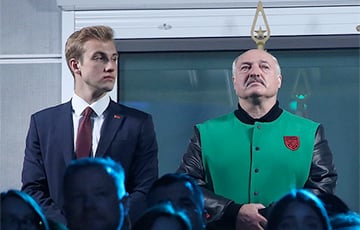 Лукашенко снова назначил своему сыну престижную стипендию