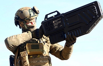 Украинские пограничники сбили два вражеских дрона, которые ночью атаковали Украину