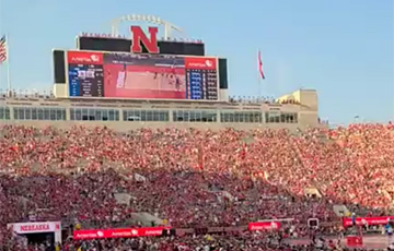 На волейбольном матче в США установлен мировой рекорд посещаемости