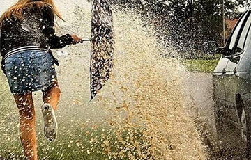 Можно ли наказать водителя, если он окатил вас водой из-под колес?