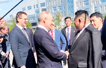 Putin Meets With Kim Jong-Un At Vostochny Cosmodrome