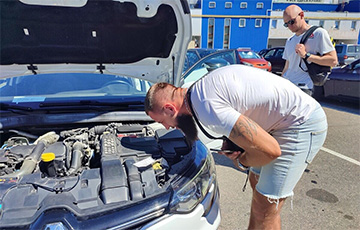 Белорус купил Renault Megane, который сразу сломался