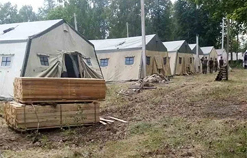 В лагере вагнеровцев под Осиповичами продолжают исчезать палатки