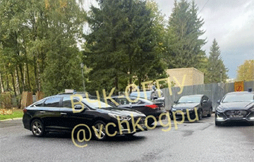 Media: Mysterious 'Rolls Royce' With Motorcade Appears Near Kremlin Hospital, Where Kadyrov Staying