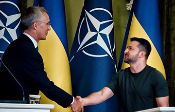 Генсек НАТО прибыл с неанонсированным визитом в Киев
