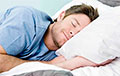 Названа лучшая поза для сна: отдохнете на 100 процентов