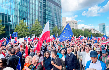 Thousands Opposition March In Center Of Warsaw