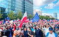 У цэнтры Варшавы праходзіць шматтысячны марш апазіцыі