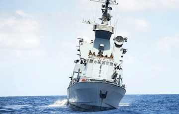 US Destroyer Intercepts Missiles From Yemen Launched At Southern Israel