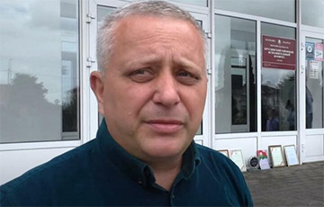 В Круглом судят предпринимателя, который вернул чиновникам их грамоты