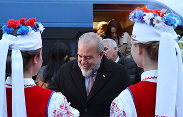Cuban Prime Minister Arrives In Belarus