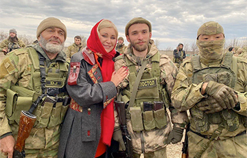 Вика и Вадим Цыгановы, ставшие посмешищем у Дудя, съездили на Донбасс к оккупантам