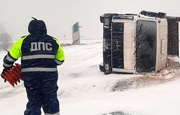 «Фура под горку забуксовала, а вторая не успела ее обогнать»