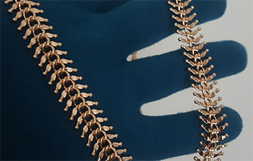 Минский ювелирный магазин отказался чинить по гарантии золотое колье