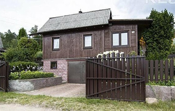 Под Минском на продажу выставили уютный дачный дом для круглогодичного проживания