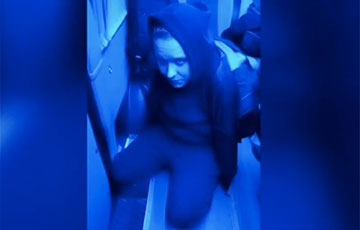 Belarusian Throws Firecracker Under Policemen's Feet