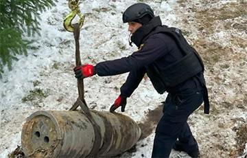 Саперы обезвредили боевую часть ракеты «Кинжал» в Киеве