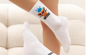 Mark Formelle Releases Socks With Days Of The Week In Belarusian Language