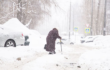 Тысячы расіян засталіся без ацяплення і электрычнасці