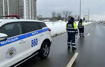 В Минске за взятки задержали должностное лицо одного из ведущих предприятий