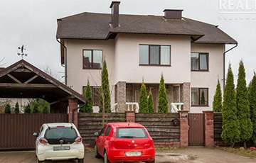 В Цнянке продают трехуровневый коттедж