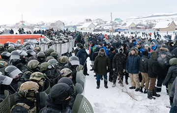 Унутры Расеі расце напружанне