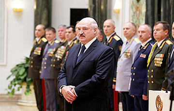 'Lukashenka's Words About War - Final Signal For West'