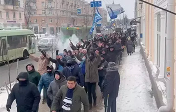 По улицам Гомеля более сотни человек прошли демонстрацией
