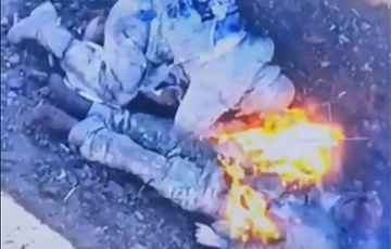 Расейскі захопнік падпаліў труп свайго пабраціма, каб сагрэцца